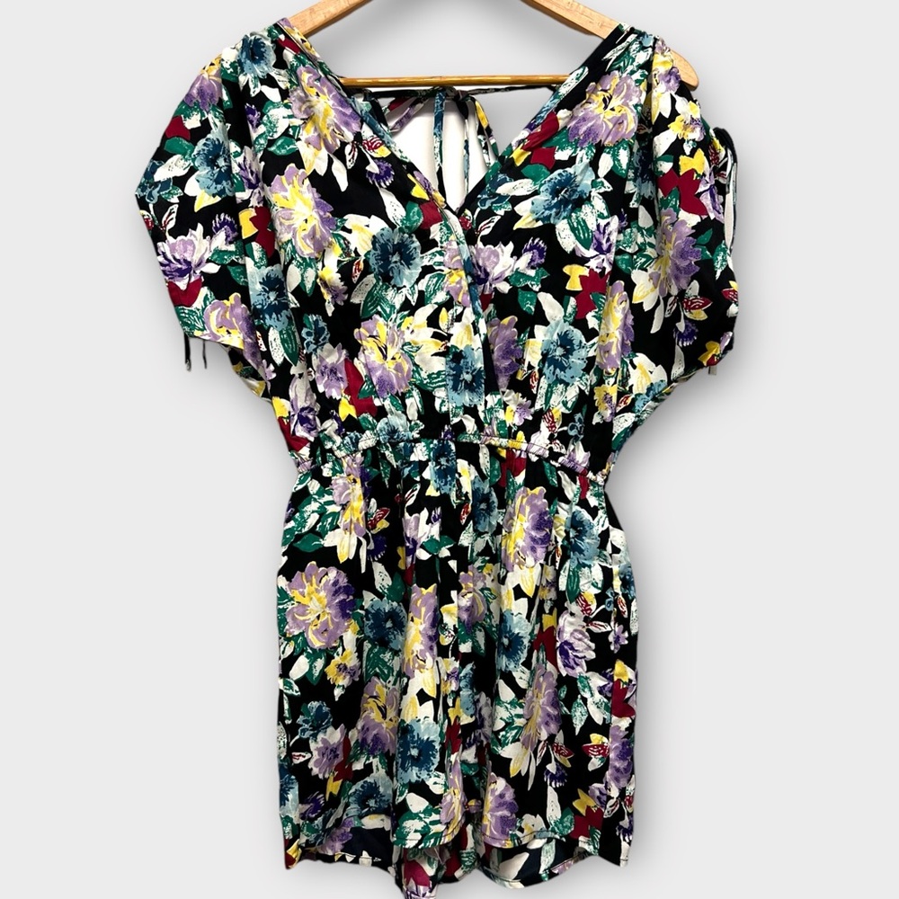 Band of Gypsies Sapphire Trends Floral Romper - Black/Multi - size S